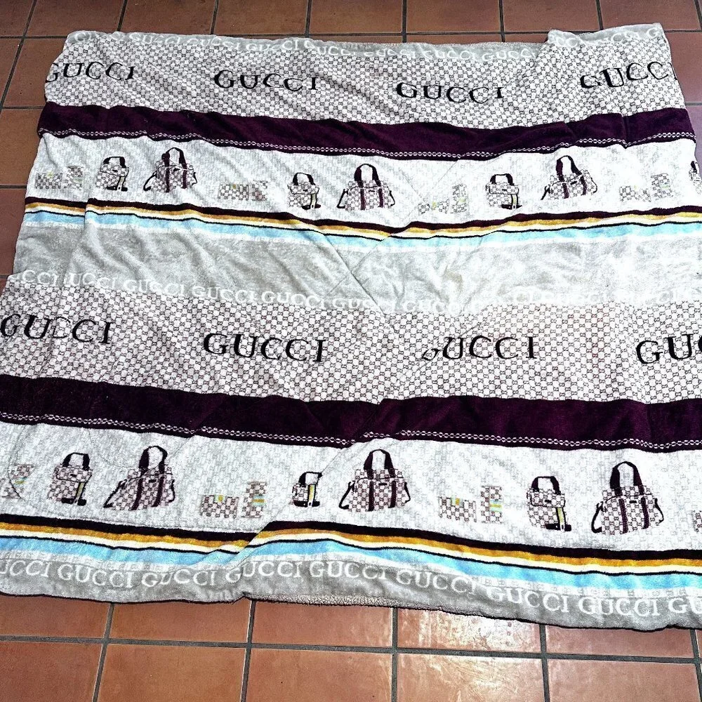 GUCCI Italian Pattern Style Bed Comforter Bedcover Blanket Quilt